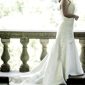 Dere Kiang size 12 wedding dress -ivory